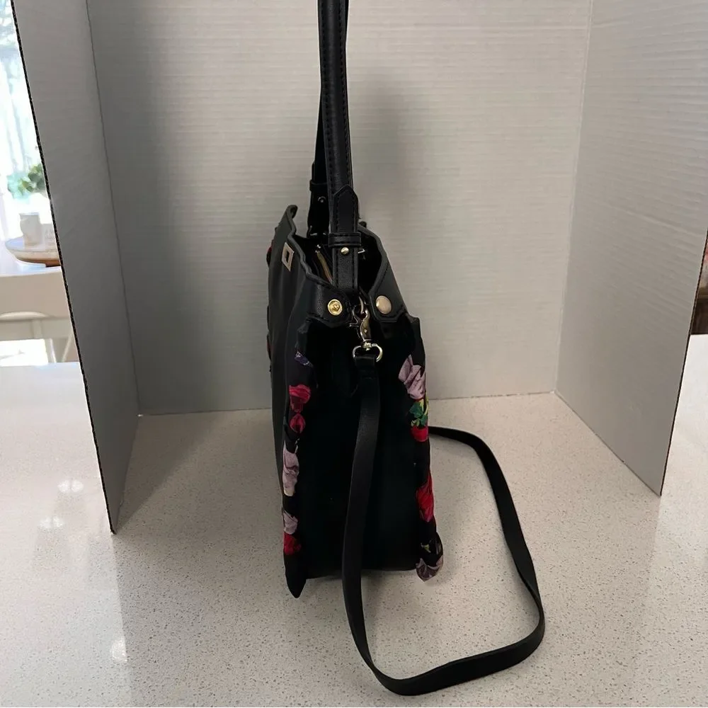 Betsey Johnson Wrapped Up In You Satchel E4